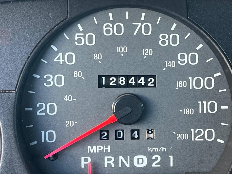 Mercury Grand Marquis Vehicle Image 13