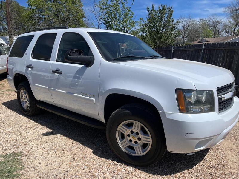Chevrolet Tahoe Vehicle Image 03