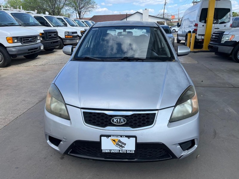 Kia Rio Vehicle Image 02