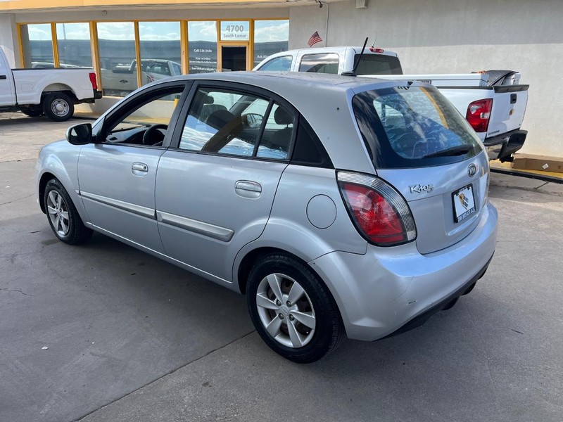 Kia Rio Vehicle Image 04