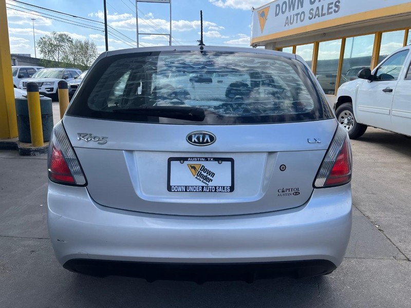 Kia Rio Vehicle Image 05