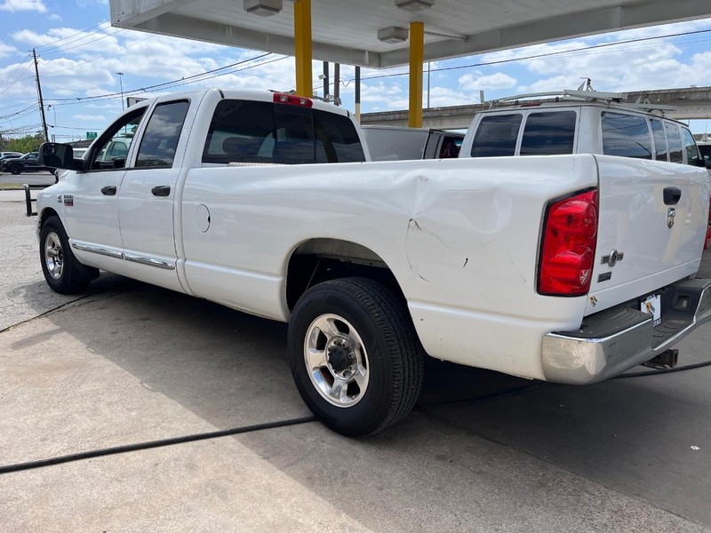 Dodge Ram 2500 Vehicle Image 04