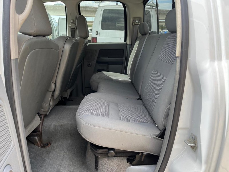 Dodge Ram 2500 Vehicle Image 09