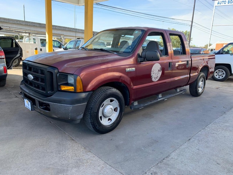 Ford Super Duty F-250 Vehicle Image 03
