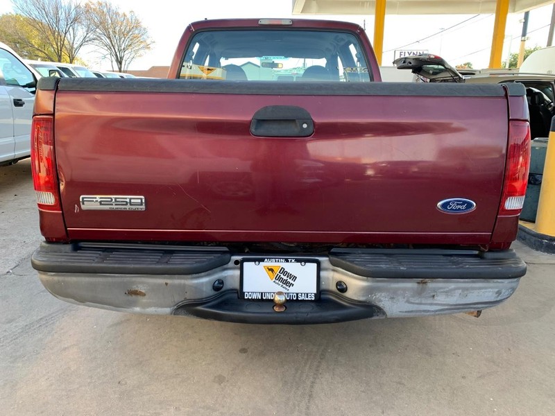 Ford Super Duty F-250 Vehicle Image 05