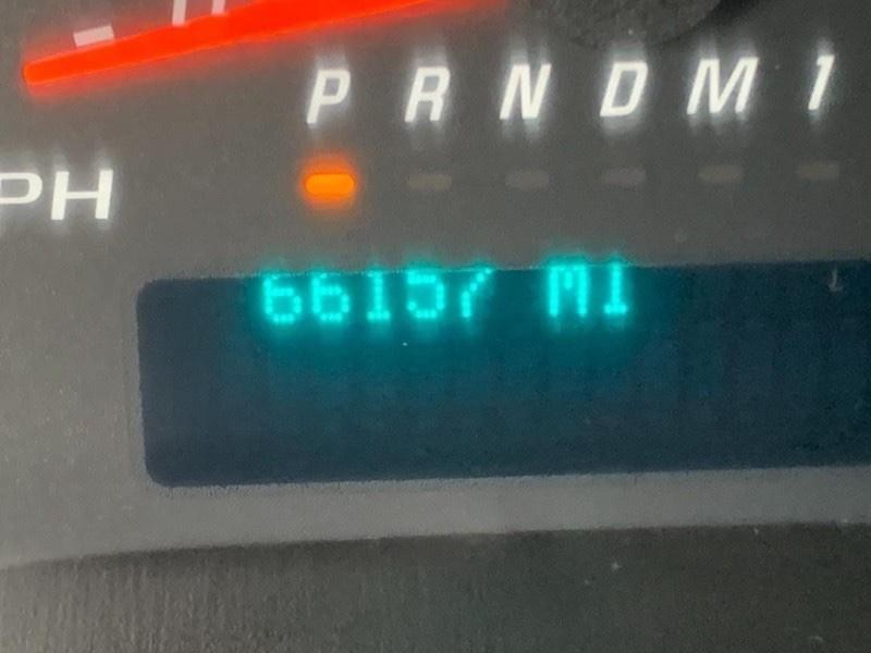 Chevrolet Express Cargo Van Vehicle Image 07