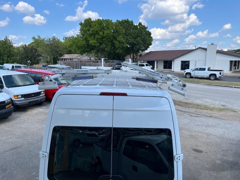 Mercedes-Benz Sprinter Vehicle Image 07