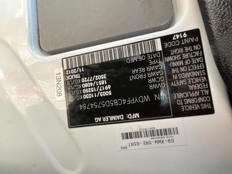 Mercedes-Benz Sprinter Vehicle Image 18