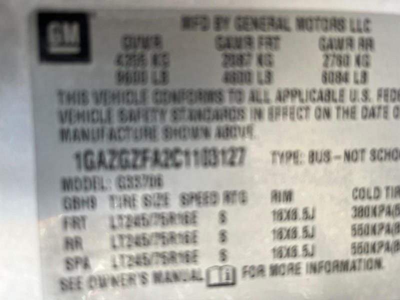 Chevrolet Express Passenger Vehicle Image 14