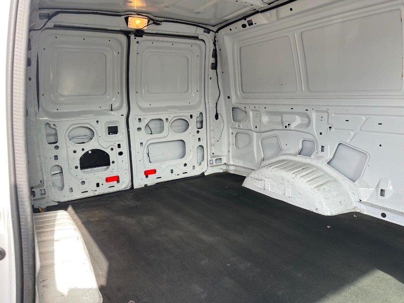Ford Econoline Cargo Van Vehicle Image 07