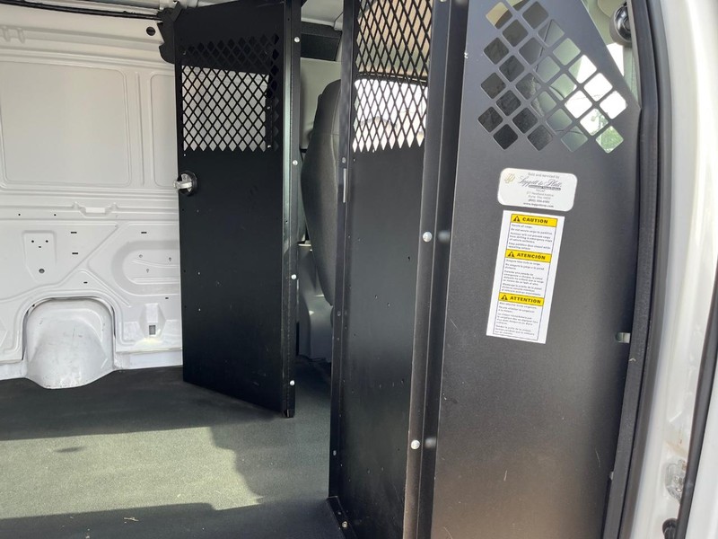 Ford Econoline Cargo Van Vehicle Image 08