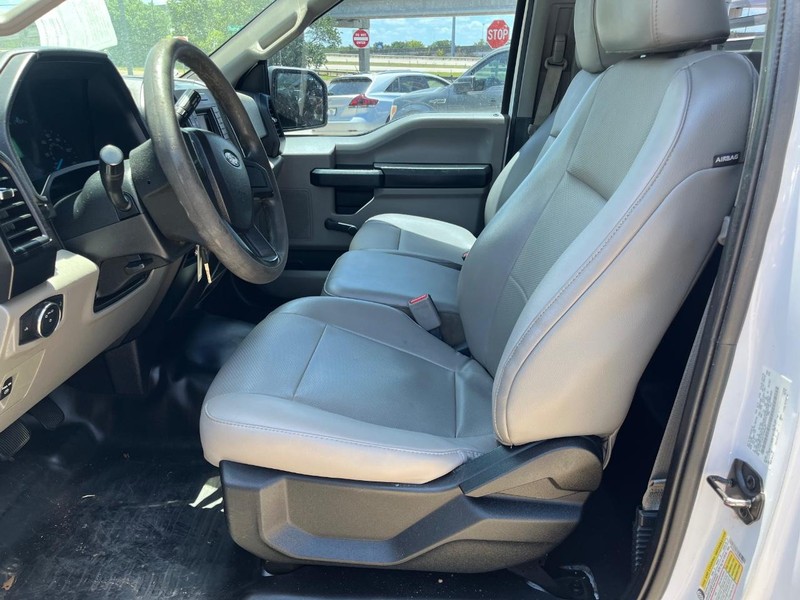 Ford F-150 Vehicle Image 09