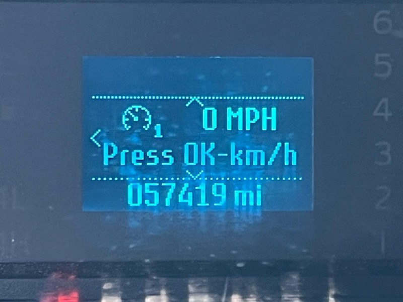 Ford Super Duty F-250 SRW Vehicle Image 13