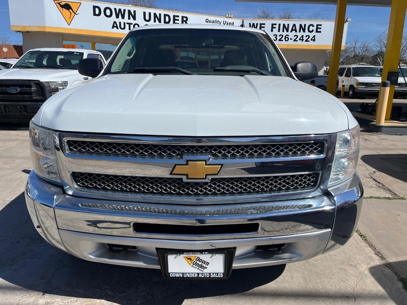 Chevrolet Silverado 1500 Vehicle Image 02