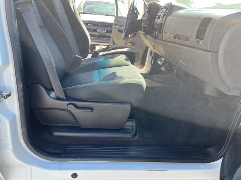 Chevrolet Silverado 1500 Vehicle Image 12