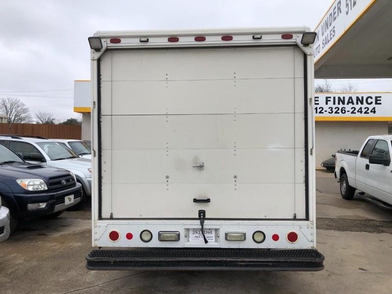 Freightliner M-Line Vehicle Image 03