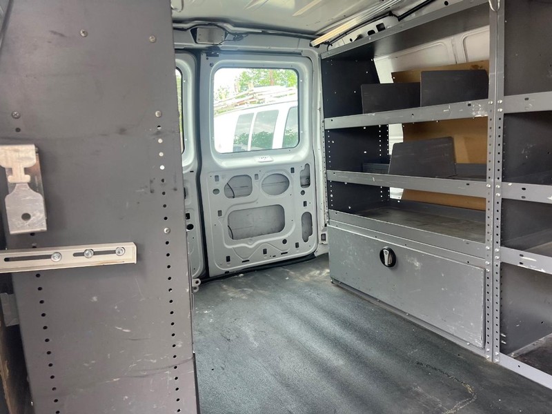 Ford Econoline Cargo Van Vehicle Image 07