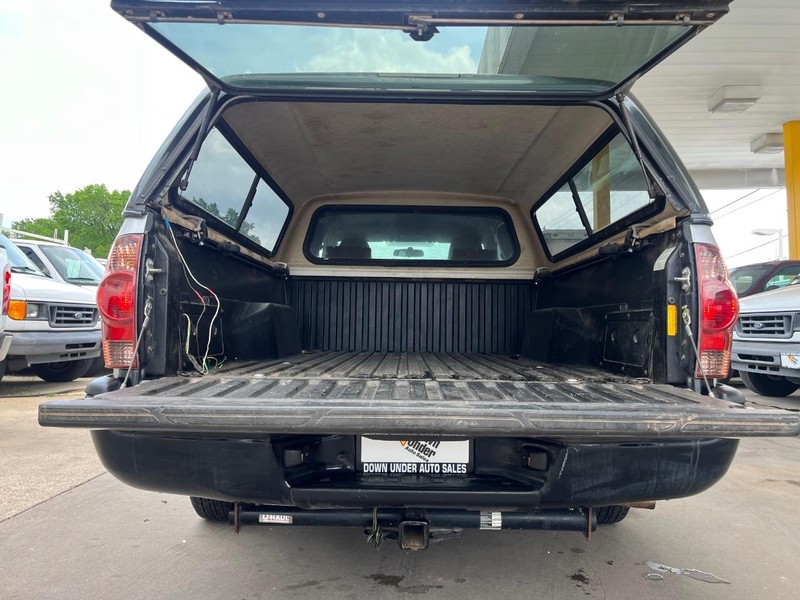 Toyota Tacoma Vehicle Image 07