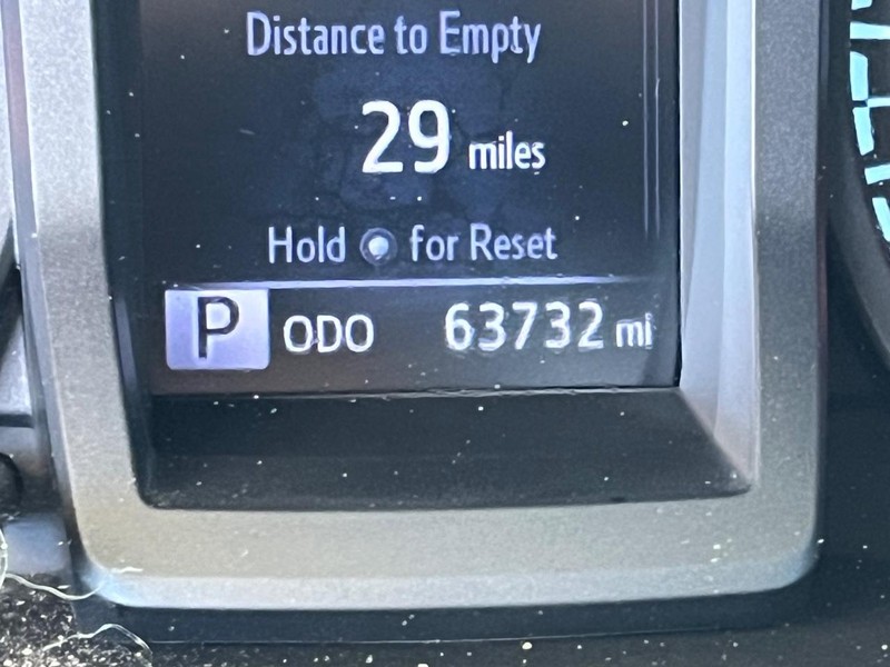 Toyota Tacoma 2WD Vehicle Image 12