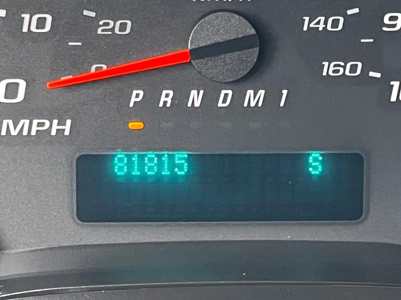 Chevrolet Express Passenger Vehicle Image 11