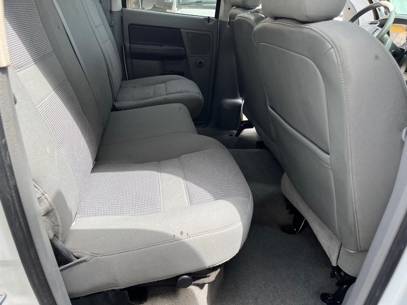 Dodge Ram 2500 Vehicle Image 08