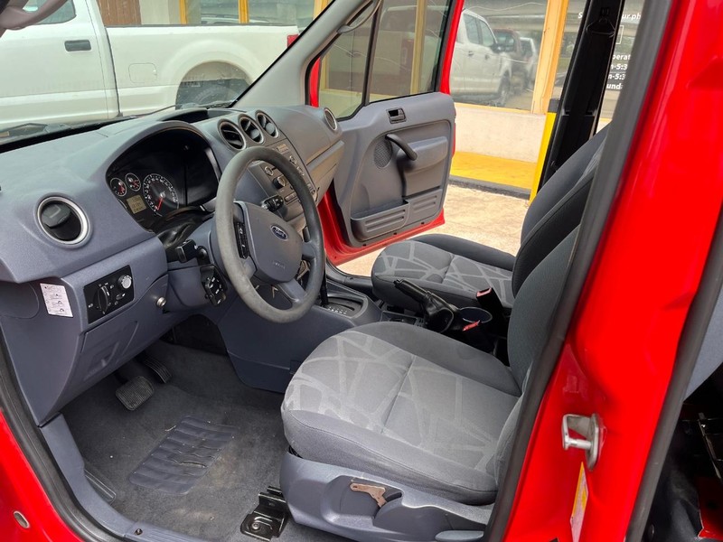 Ford Transit Connect Wagon Vehicle Image 08