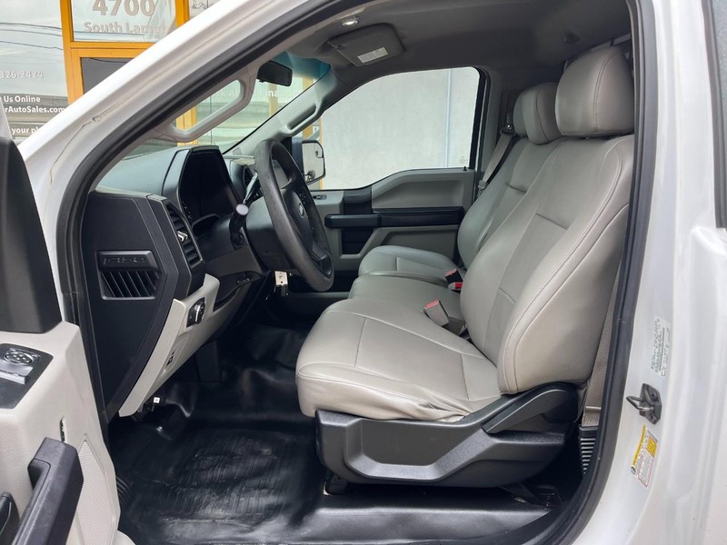 Ford F-150 Vehicle Image 09