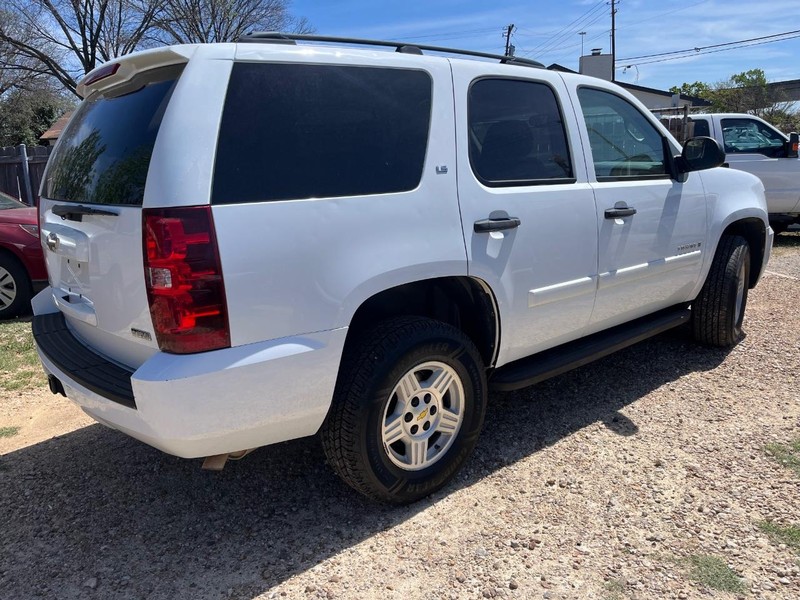 Chevrolet Tahoe Vehicle Image 04