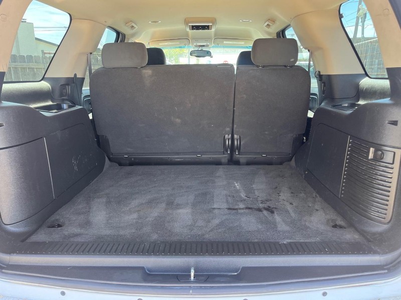 Chevrolet Tahoe Vehicle Image 13