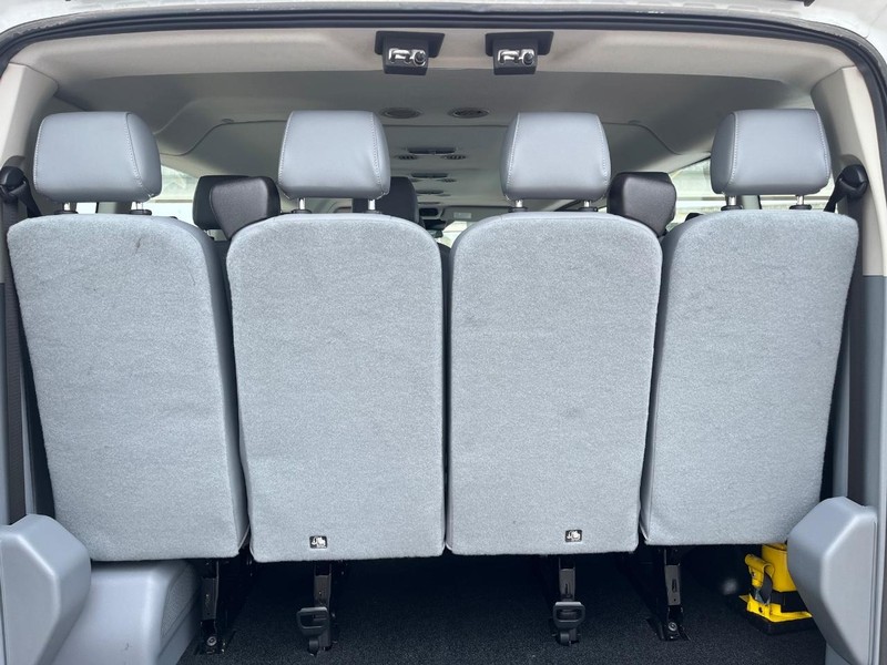 Ford Transit Wagon Vehicle Image 14