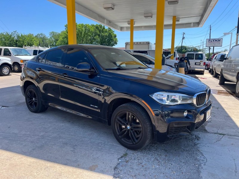 BMW X6 Vehicle Image 03