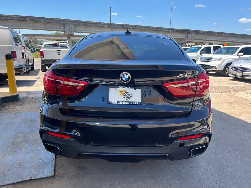 BMW X6 Vehicle Image 05
