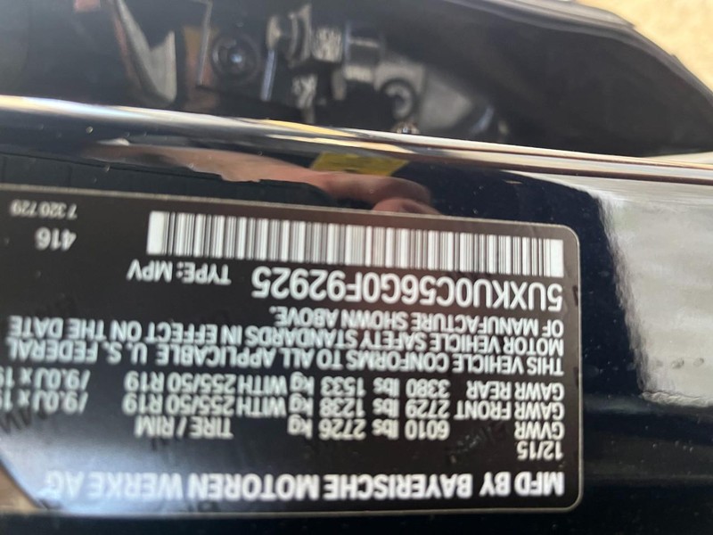 BMW X6 Vehicle Image 12