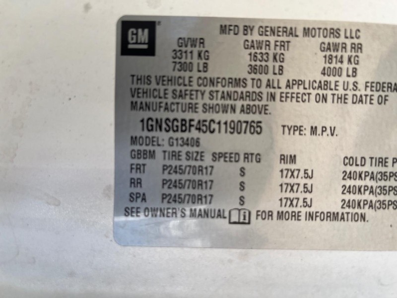 Chevrolet Express Passenger Vehicle Full-screen Gallery Image 18