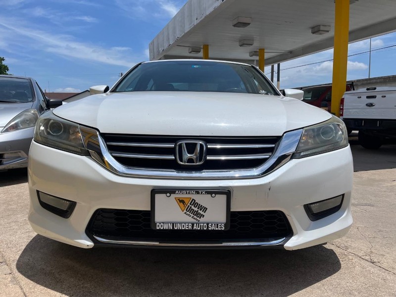Honda Accord Sedan Vehicle Image 02
