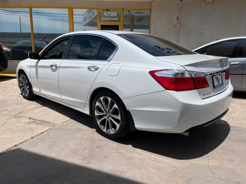 Honda Accord Sedan Vehicle Image 06