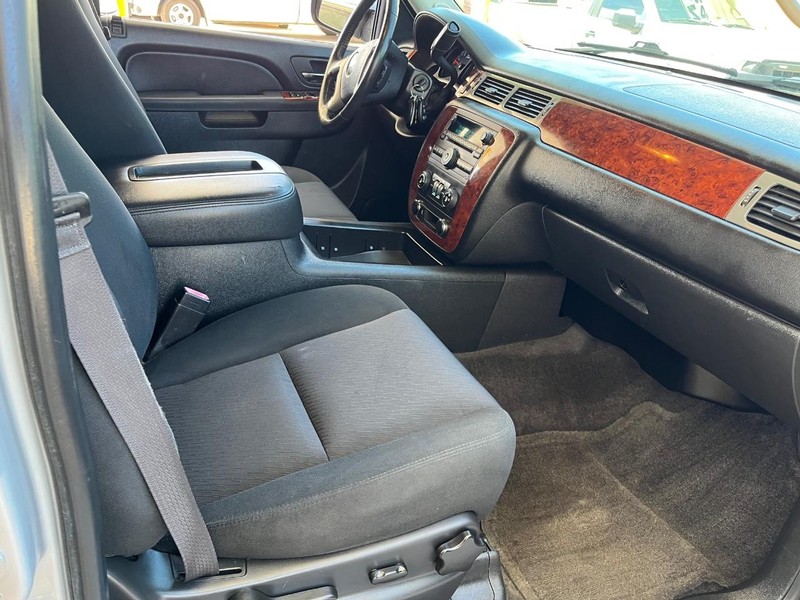 Chevrolet Tahoe Vehicle Image 07