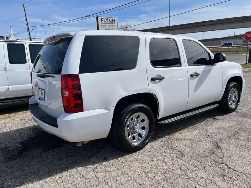 Chevrolet Tahoe Vehicle Image 04