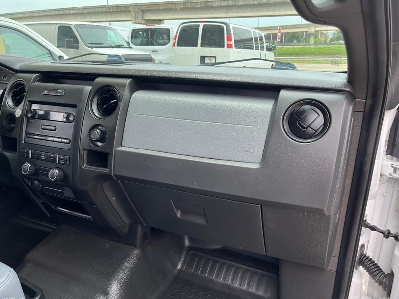 Ford F-150 Vehicle Image 09