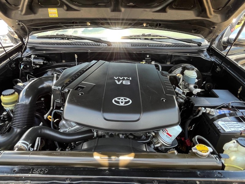 Toyota Tundra Vehicle Image 13