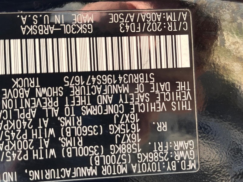 Toyota Tundra Vehicle Image 15