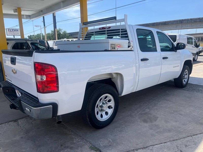 Chevrolet Silverado 1500 Vehicle Image 04