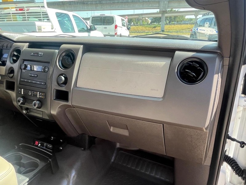 Ford F-150 Vehicle Image 09
