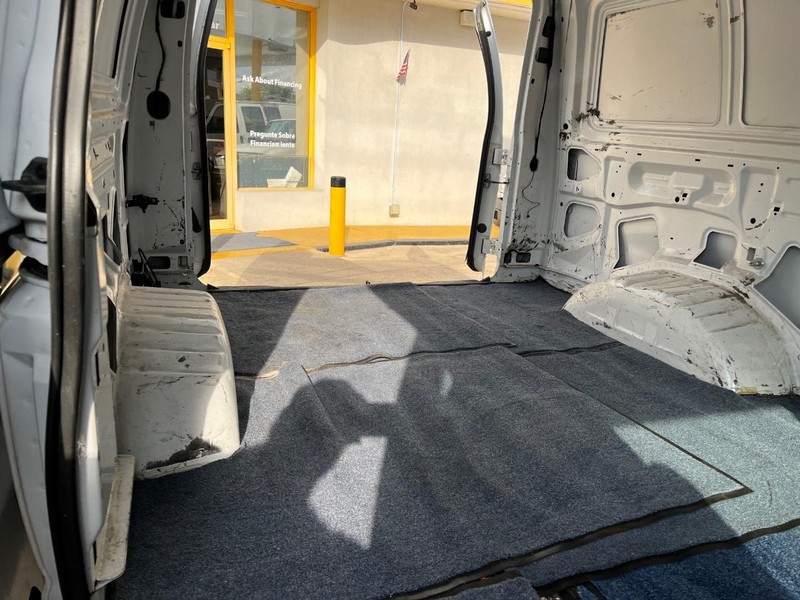 Ford Econoline Cargo Van Vehicle Image 11