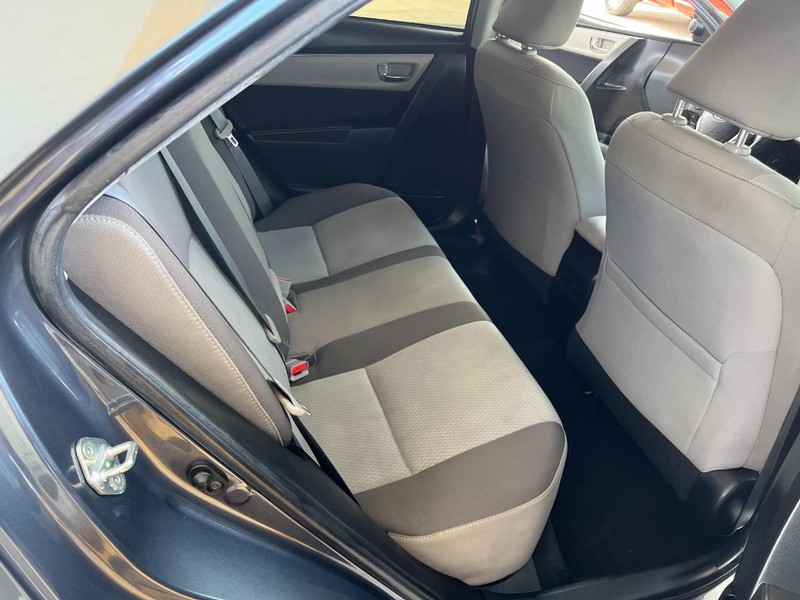 Toyota Corolla Vehicle Image 10