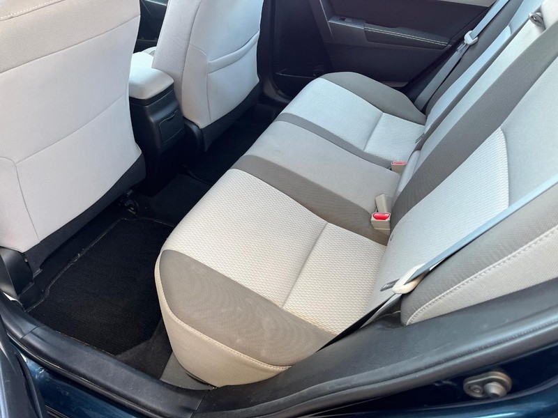 Toyota Corolla Vehicle Image 10