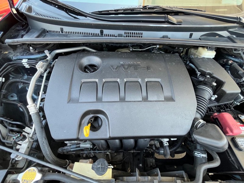 Toyota Corolla Vehicle Image 11