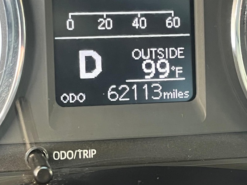 Toyota Corolla Vehicle Image 12