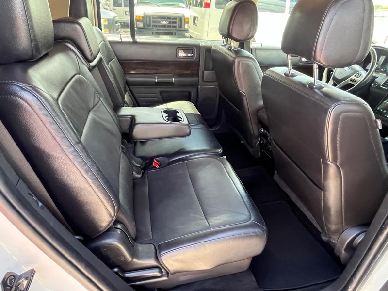 Ford Flex Vehicle Image 09