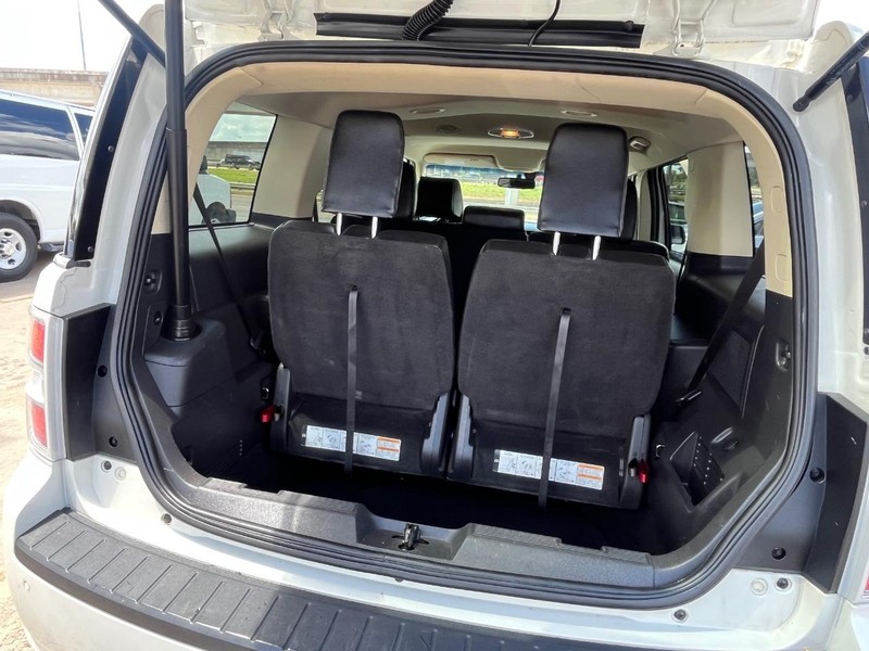Ford Flex Vehicle Image 10
